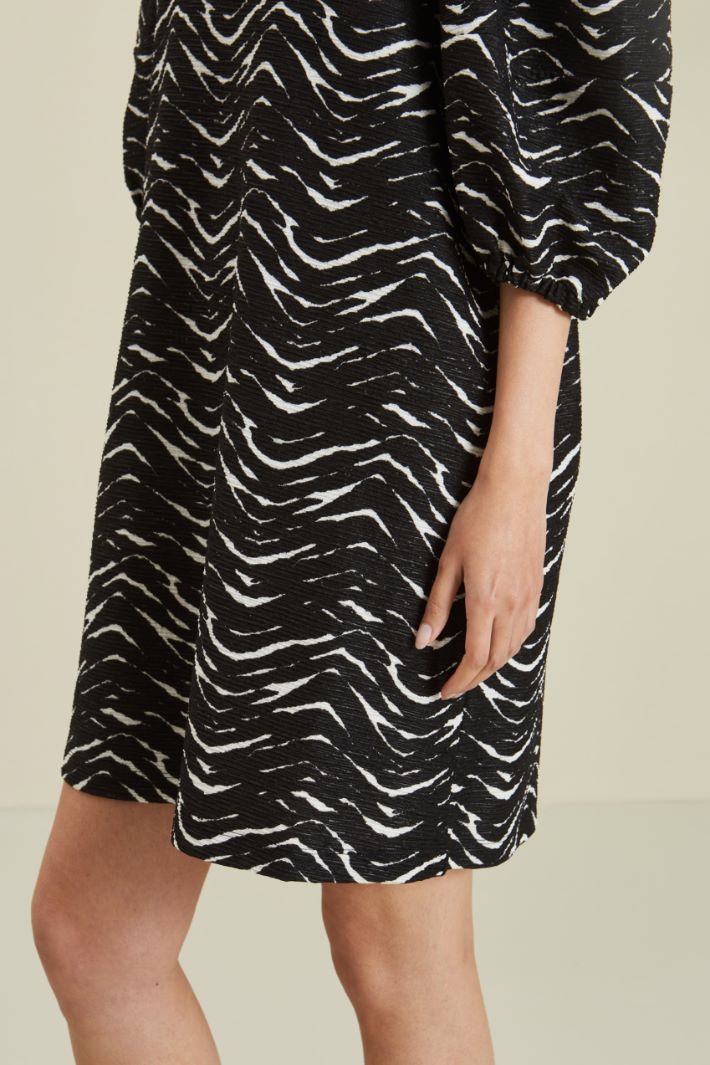 Abito con maniche a palloncino Fashion Market