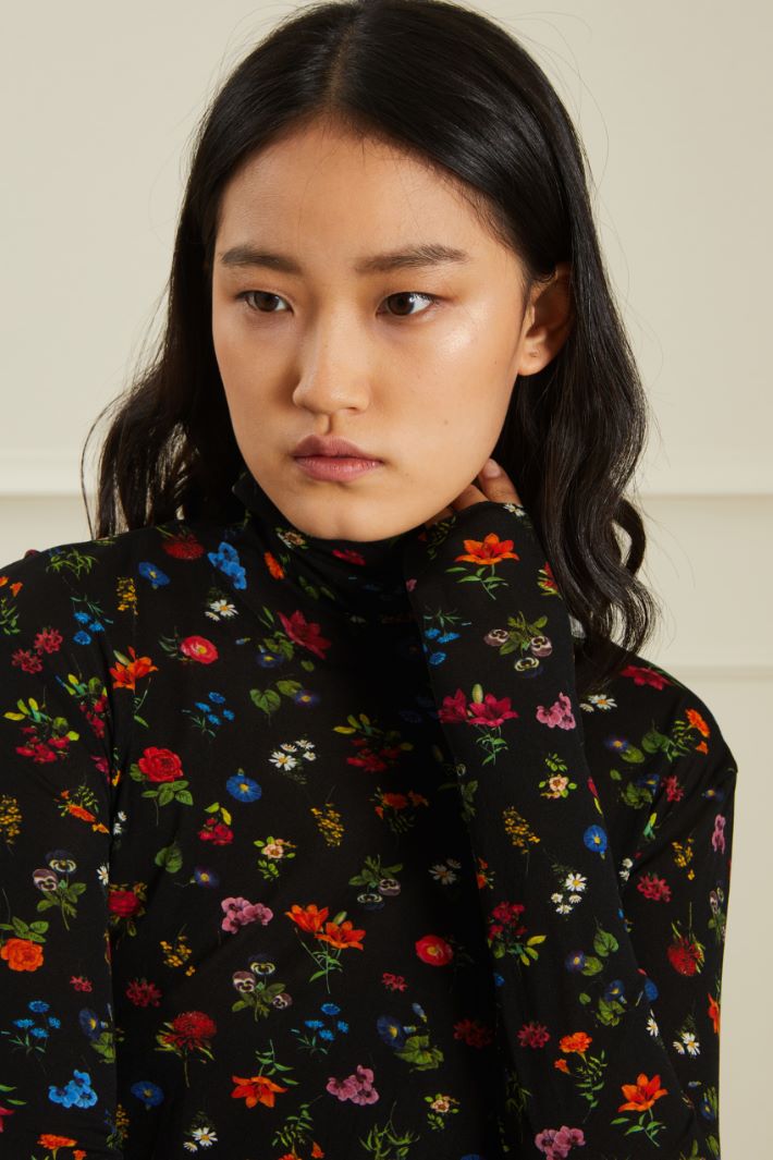 Dolcevita in jersey tecnico Fashion Market