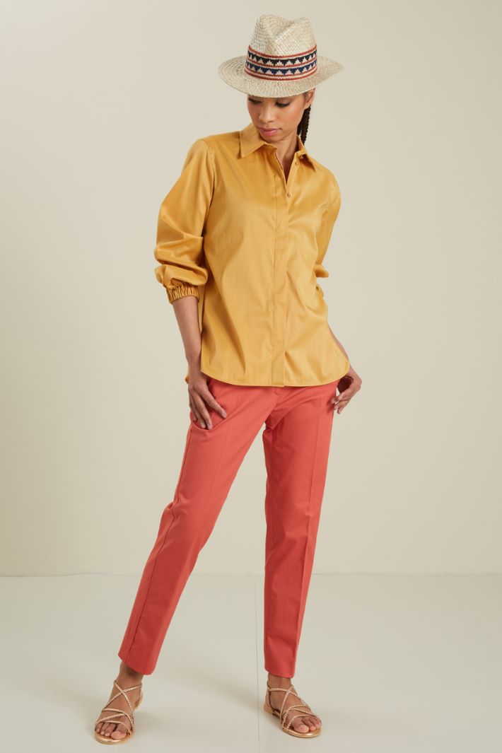 Camicia con maniche a sbuffo Fashion Market