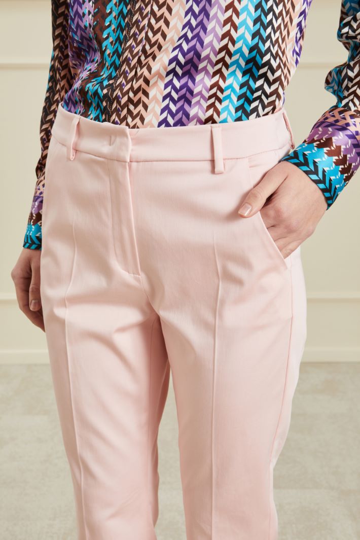 Pantaloni a sigaretta Fashion Market