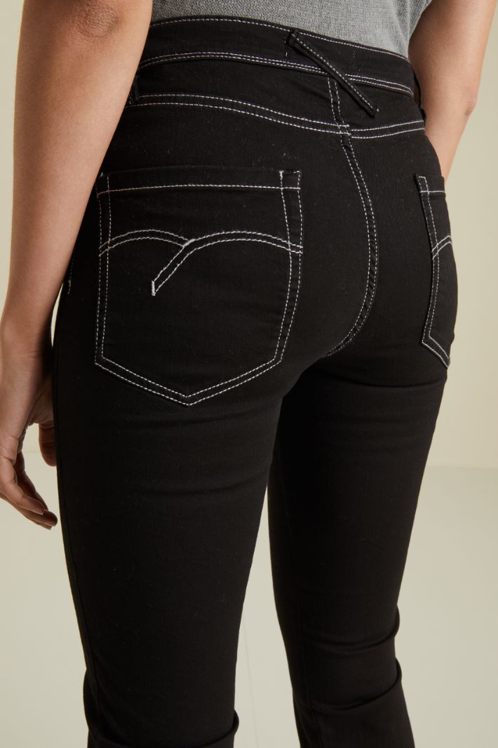 Pantaloni flare in drill Fashion Market