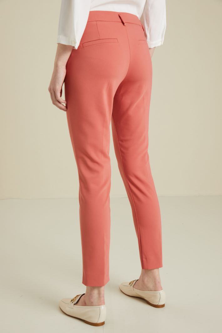 Pantaloni a sigaretta in saglia Fashion Market