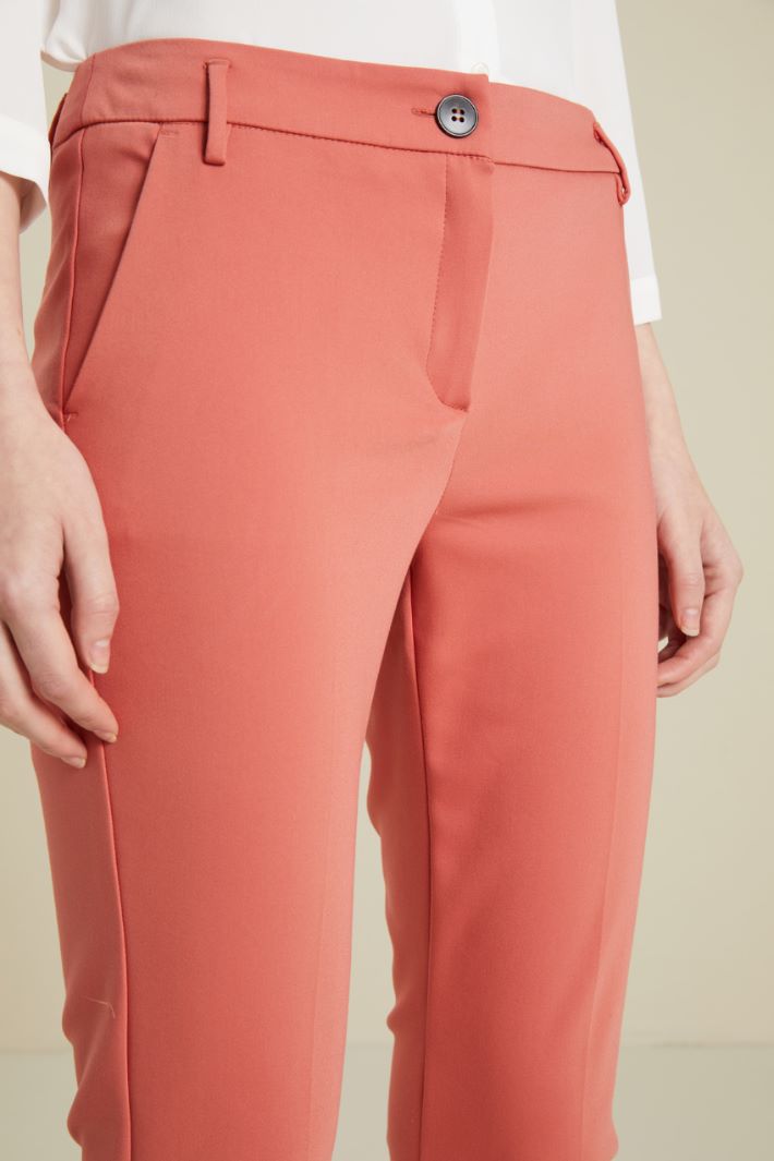 Pantaloni a sigaretta in saglia Fashion Market