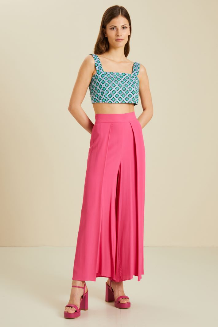 Top corto con fiocco Fashion Market