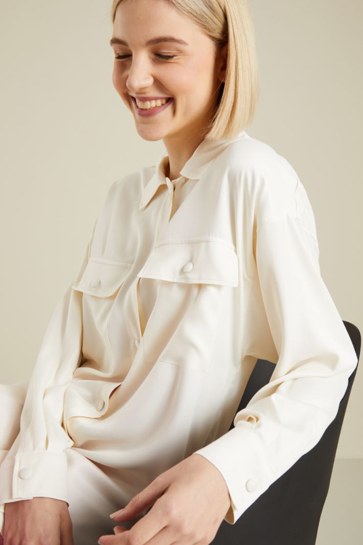 Camicia over Fashion Market