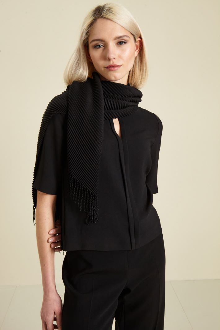 Sciarpa plissettata in viscosa Fashion Market Sciarpa plissettata in viscosa Fashion Market