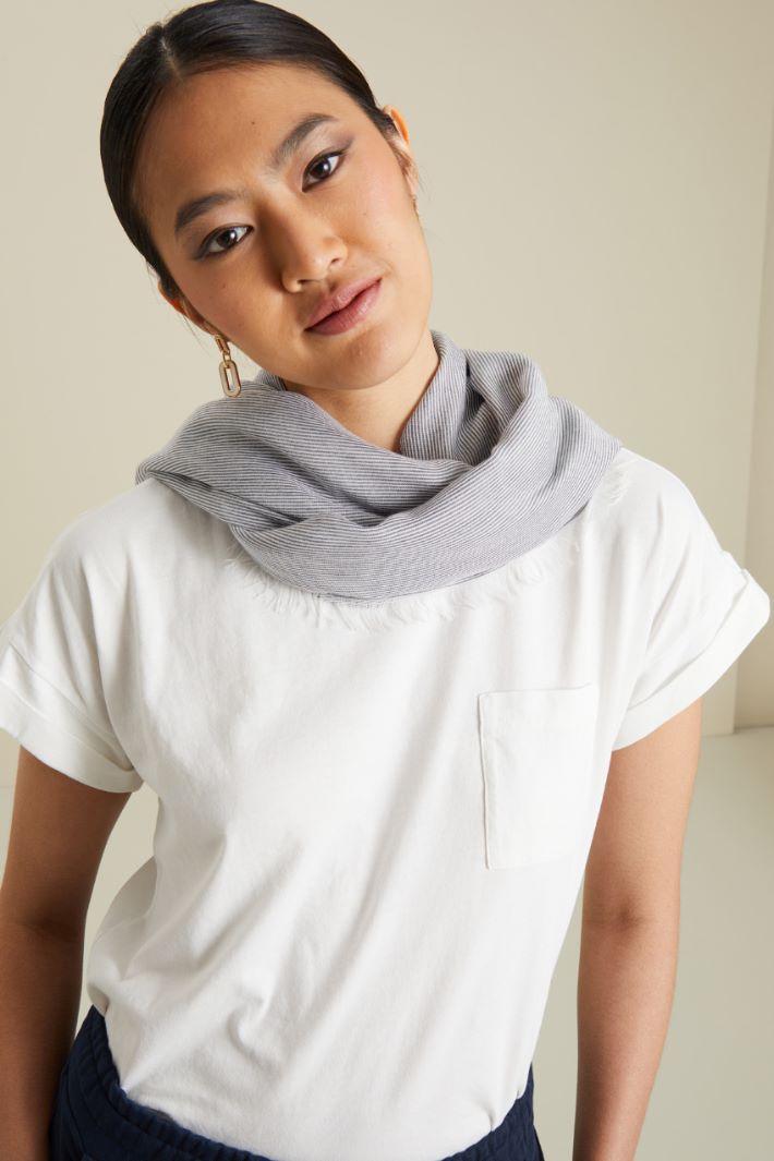 Sciarpa in viscosa Fashion Market Sciarpa in viscosa Fashion Market