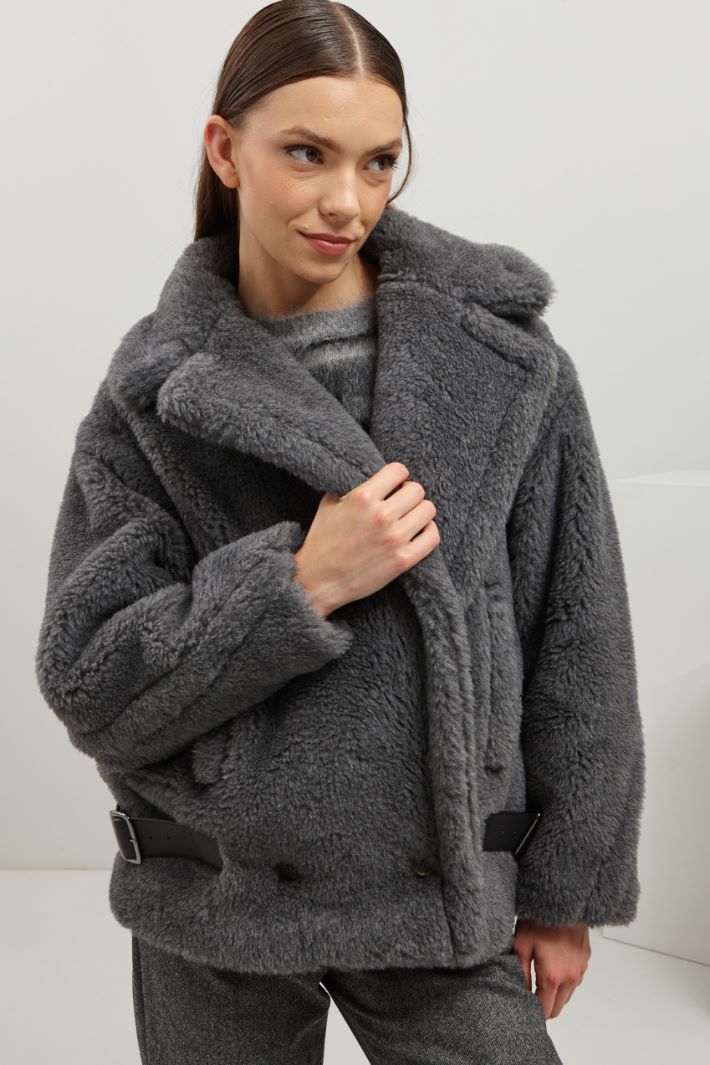 Giaccone effetto peluche Fashion Market