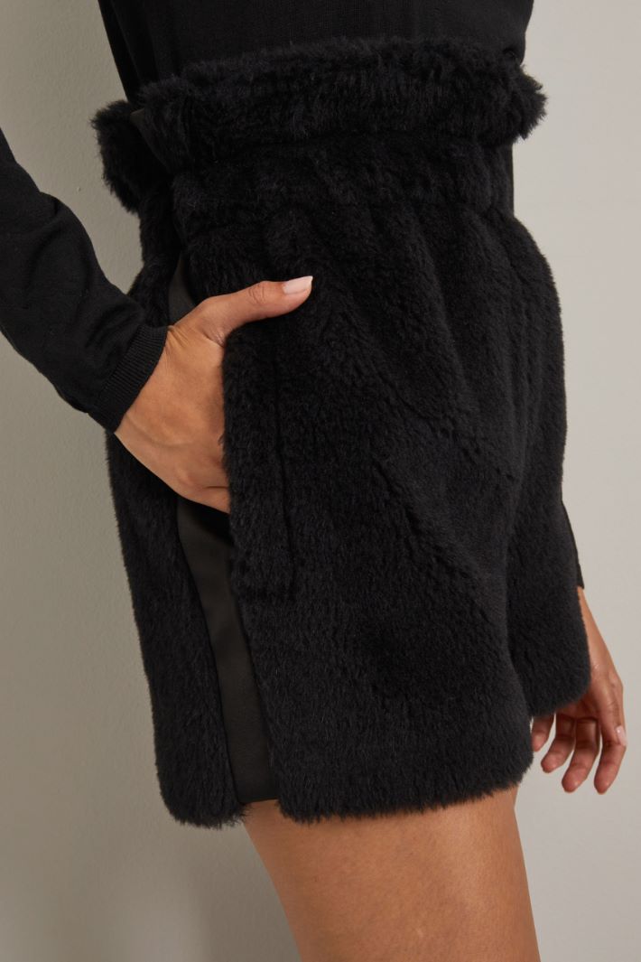 Short effetto peluche  Fashion Market