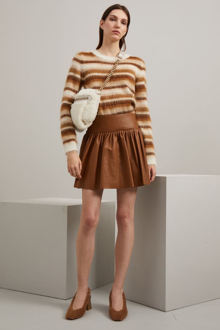 Gonna in pelle martellata Fashion Market Gonna in pelle martellata Fashion Market