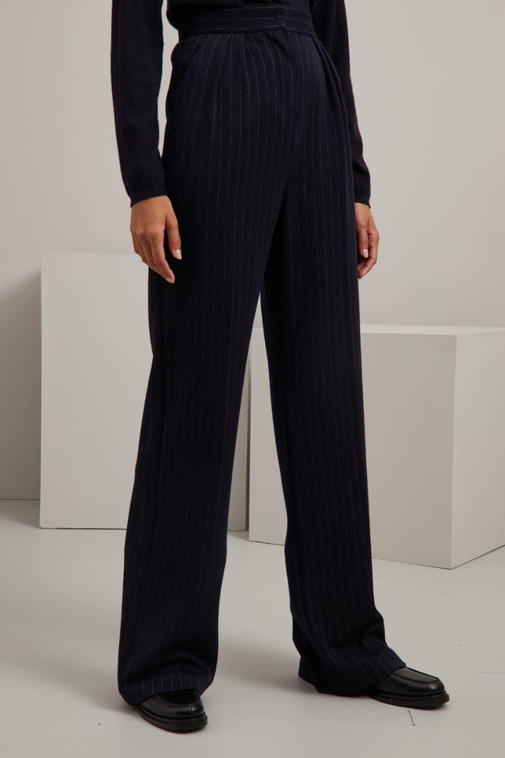 Pantaloni in lana e viscosa Fashion Market