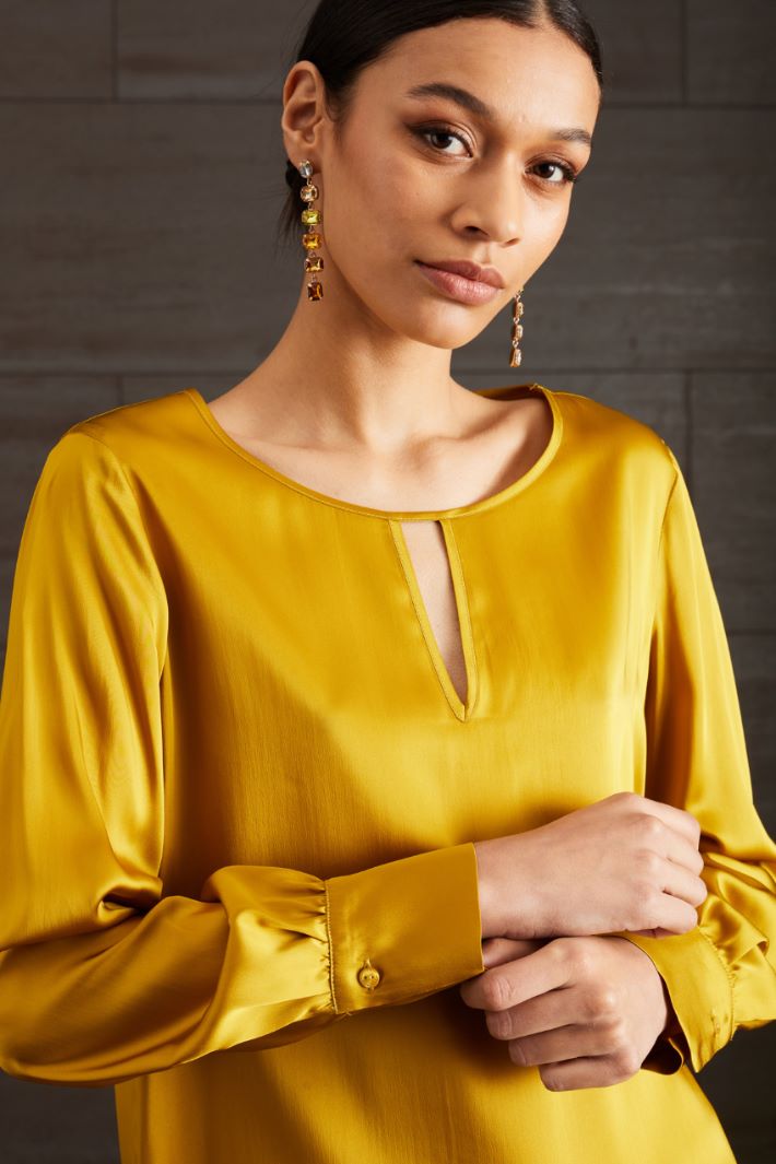 Blusa in raso Fashion Market