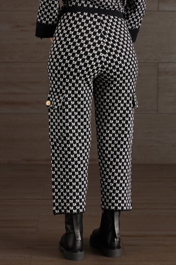 Pantaloni cropped in maglia Fashion Market