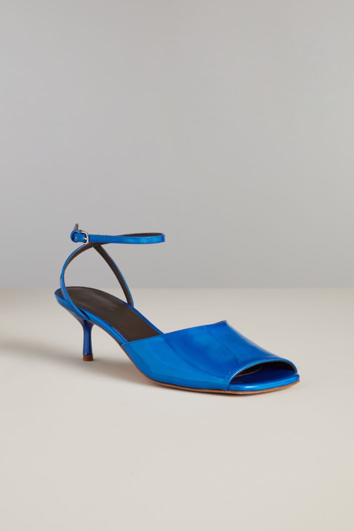 Sandali in pelle verniciata Fashion Market