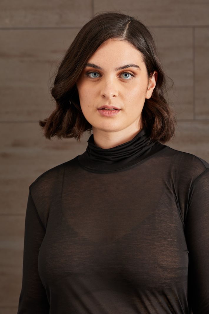 Dolcevita in jersey leggero Fashion Market Dolcevita in jersey leggero Fashion Market