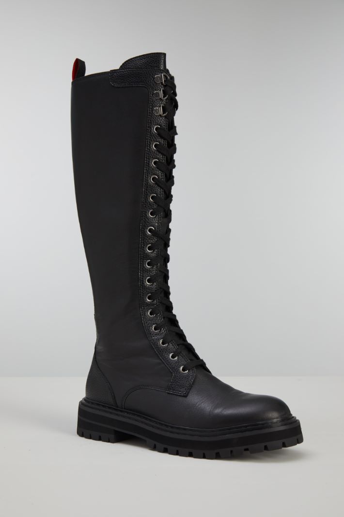 Anfibi in pelle Fashion Market Anfibi in pelle Fashion Market