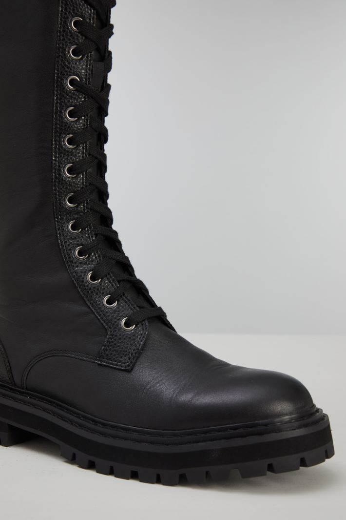 Anfibi in pelle Fashion Market Anfibi in pelle Fashion Market