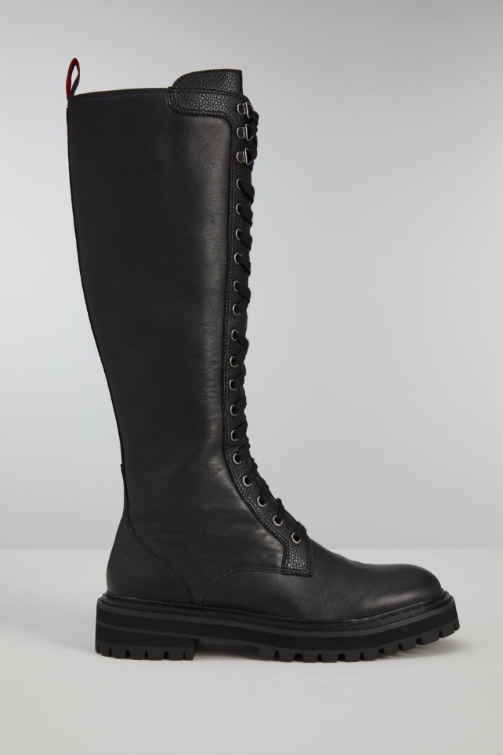 Anfibi in pelle Fashion Market Anfibi in pelle Fashion Market