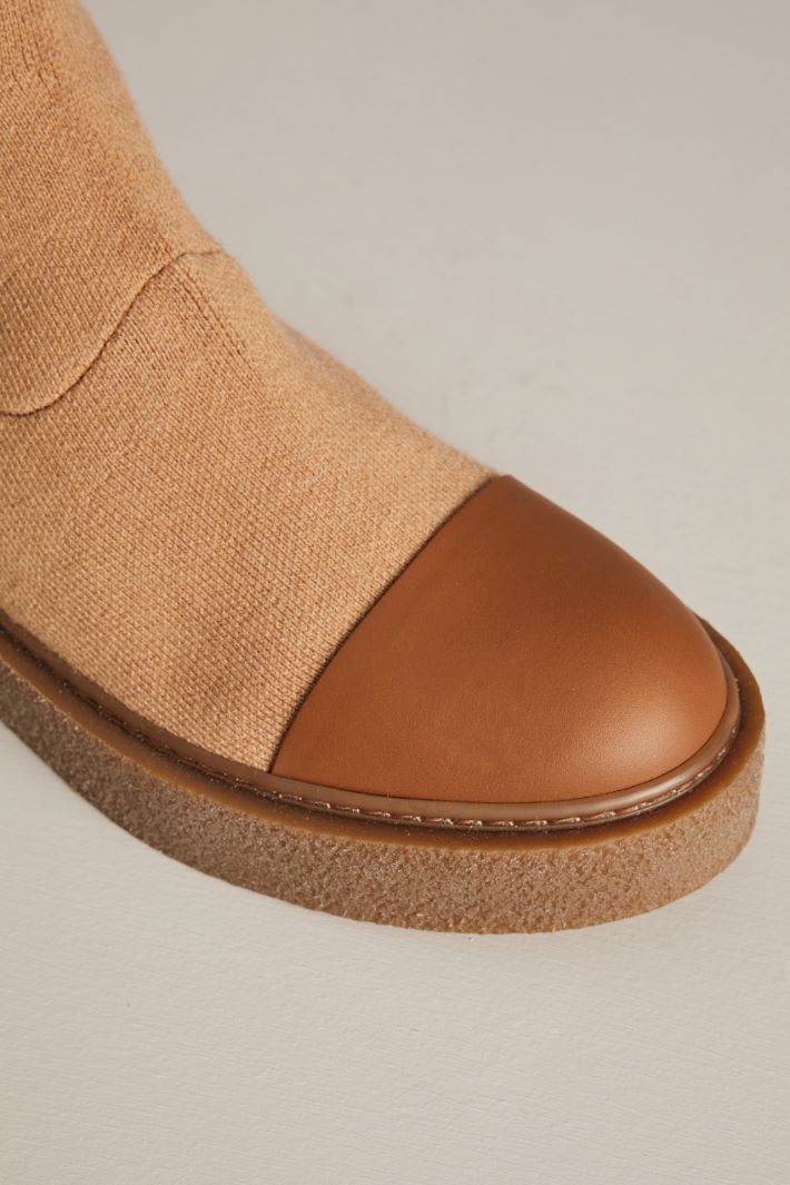 Stivali in maglia Fashion Market