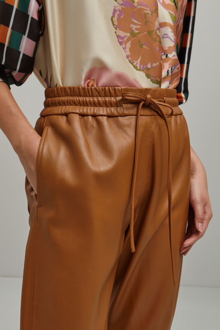 Pantaloni in pelle Fashion Market