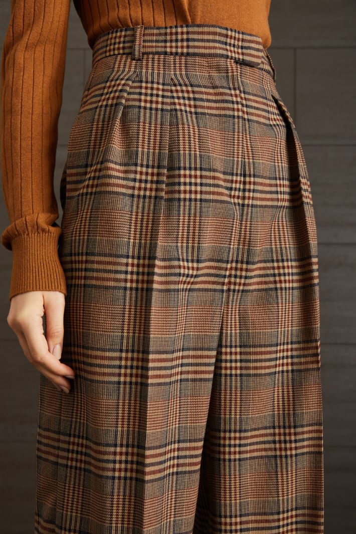 Pantaloni in lana tinto filo  Fashion Market