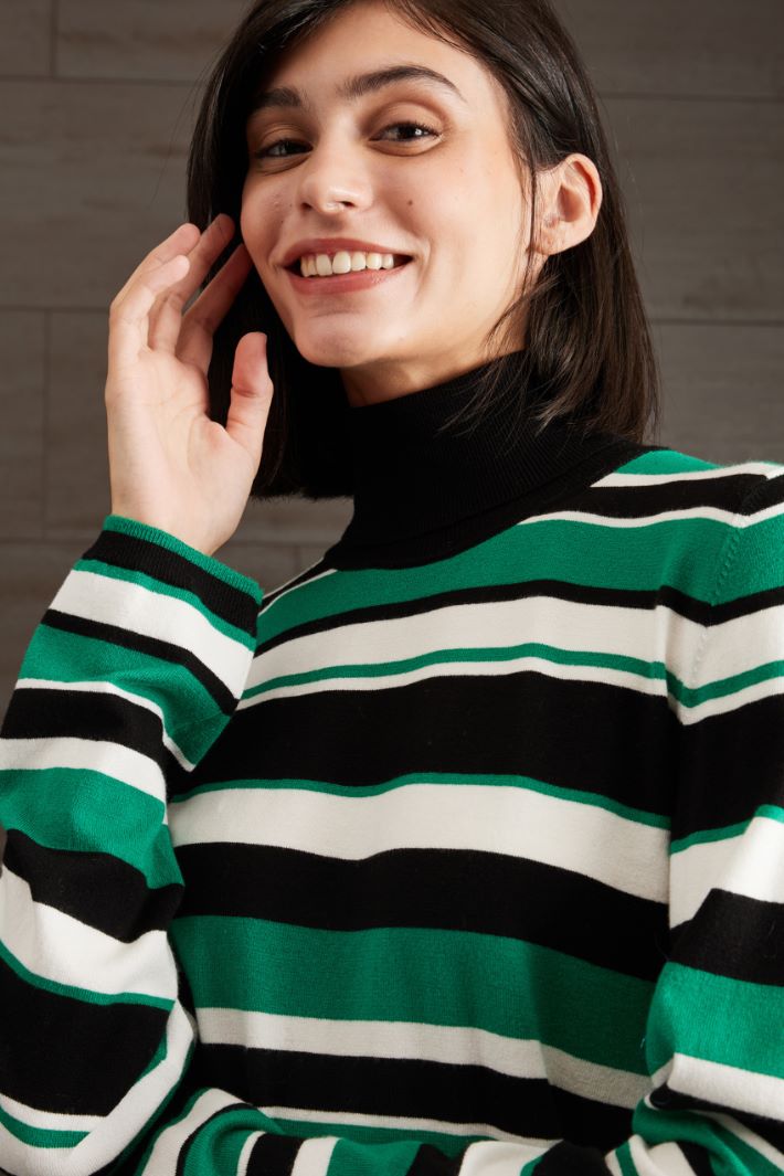 Dolcevita in viscosa Fashion Market