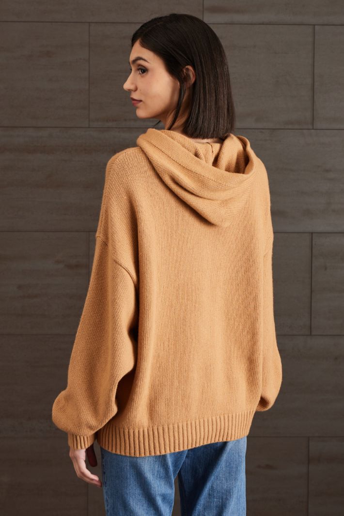 Maglia con cappuccio Fashion Market Maglia con cappuccio Fashion Market