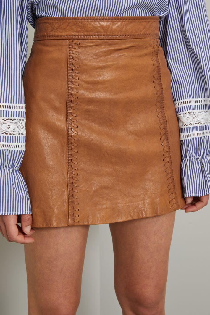 Gonna corta in vera pelle Fashion Market