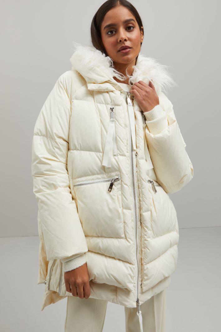 Piumino con cappuccio Fashion Market Piumino con cappuccio Fashion Market