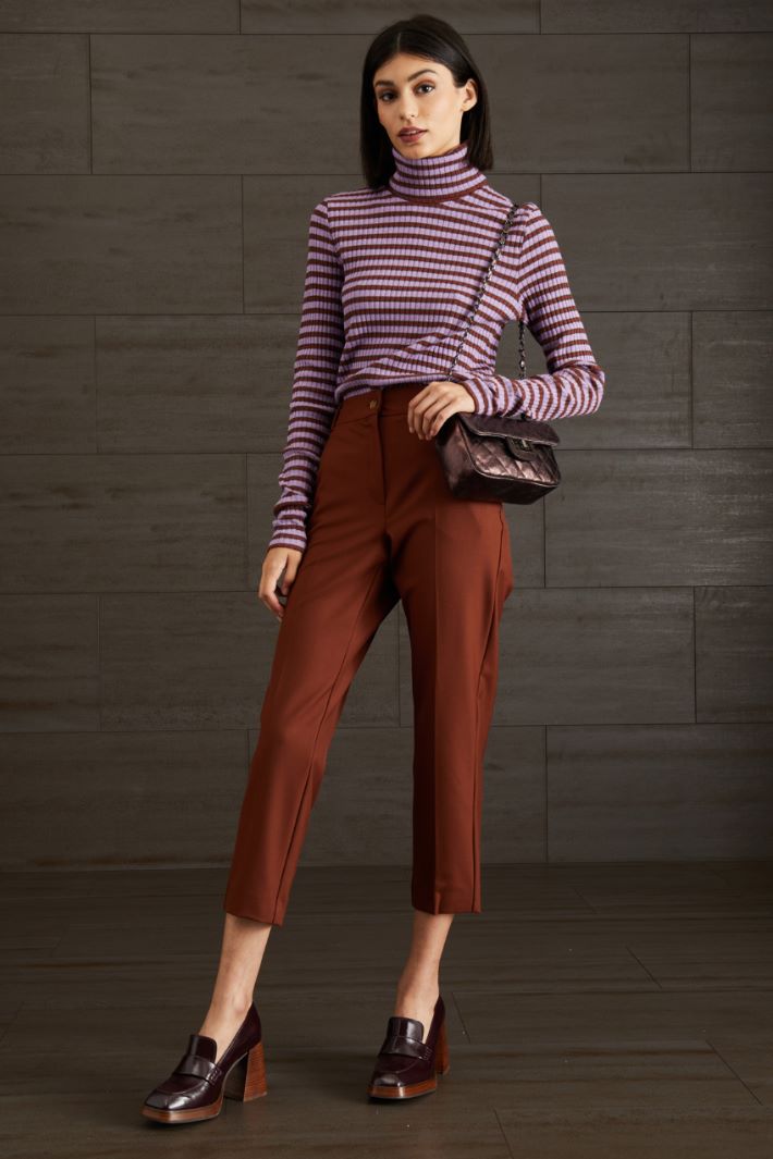 T-shirt a collo alto Fashion Market