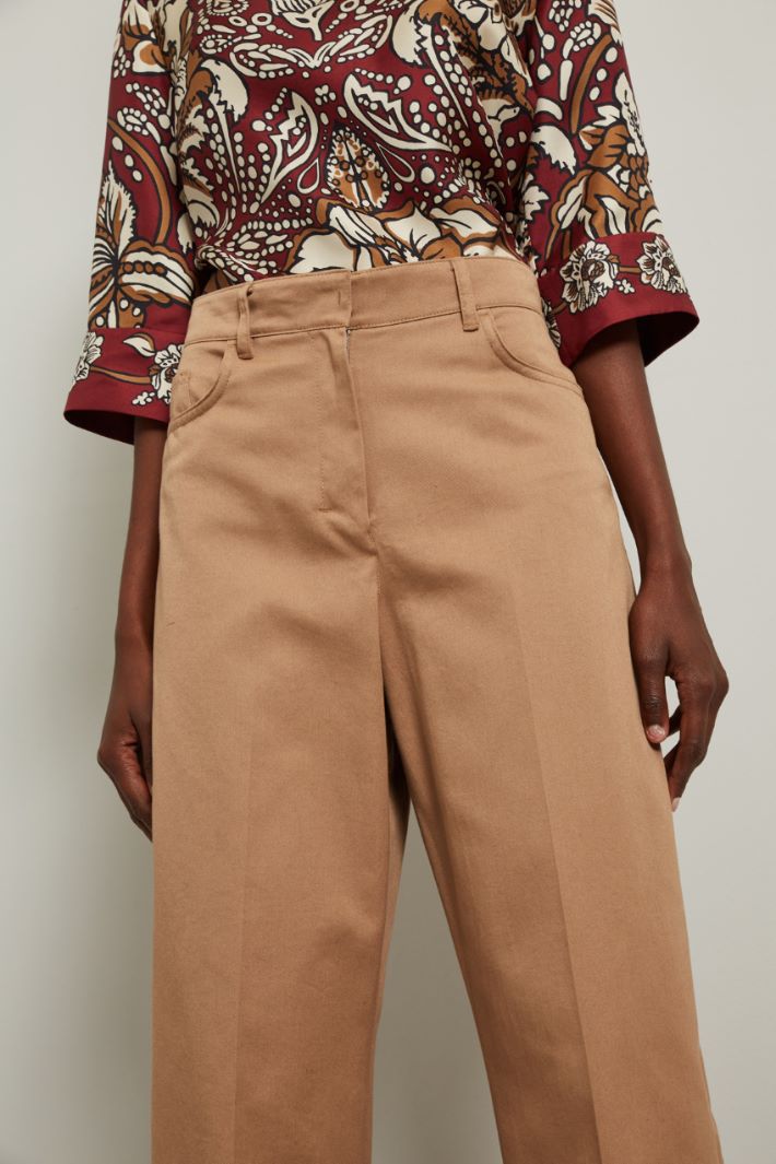 Pantaloni in gabardina  Fashion Market