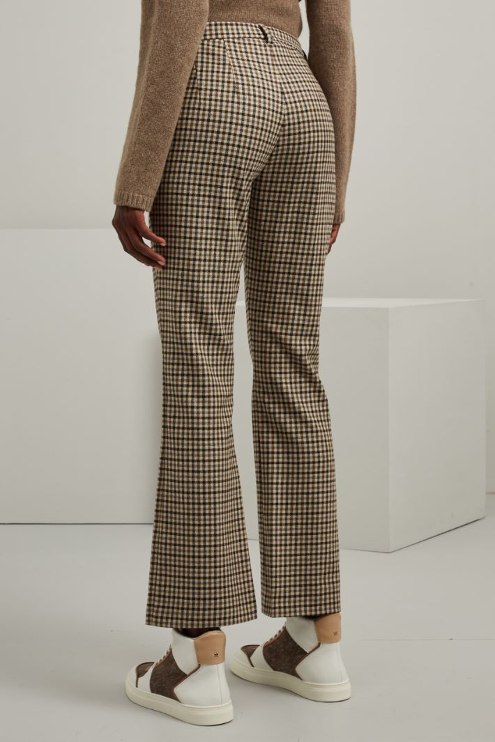 Pantaloni flare in lana Fashion Market