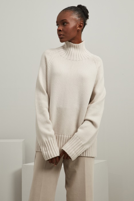 Maglia con collo a cratere Fashion Market