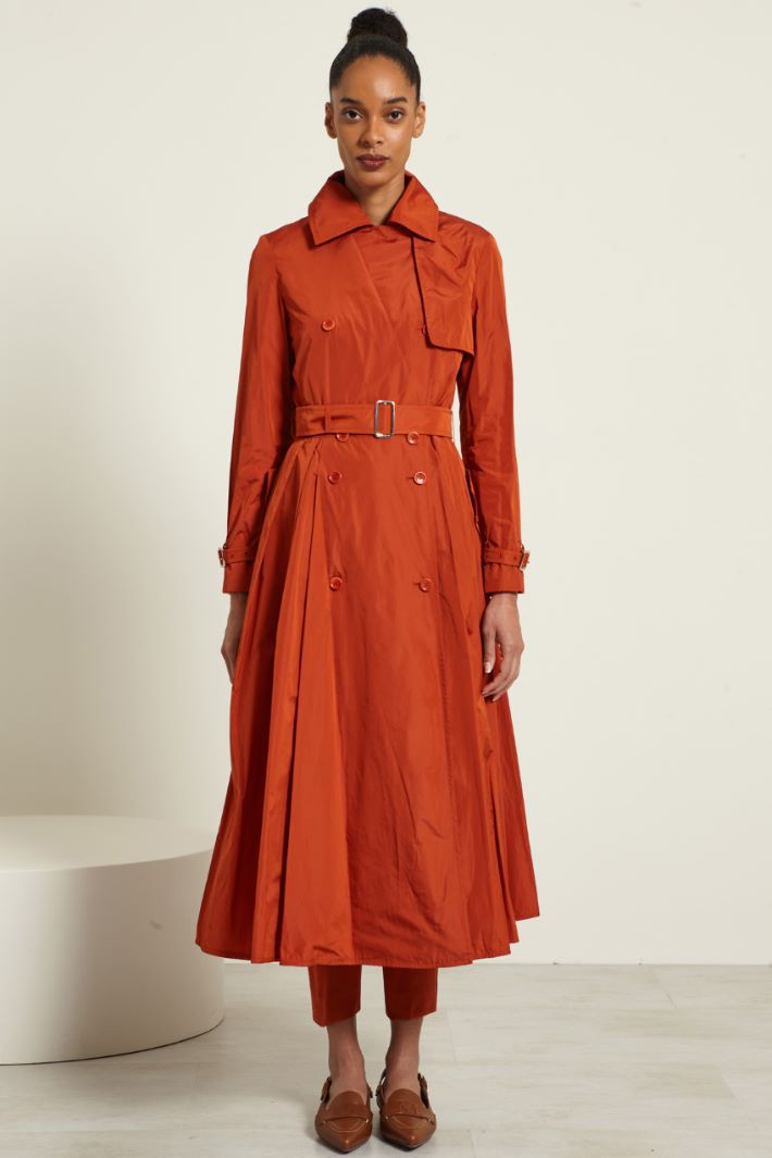 Soprabito svasato in taffetà Fashion Market