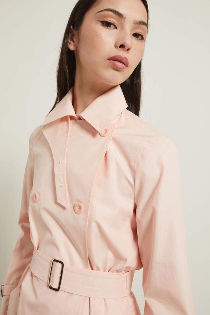 Trench doppiopetto in popeline Trench doppiopetto in popeline