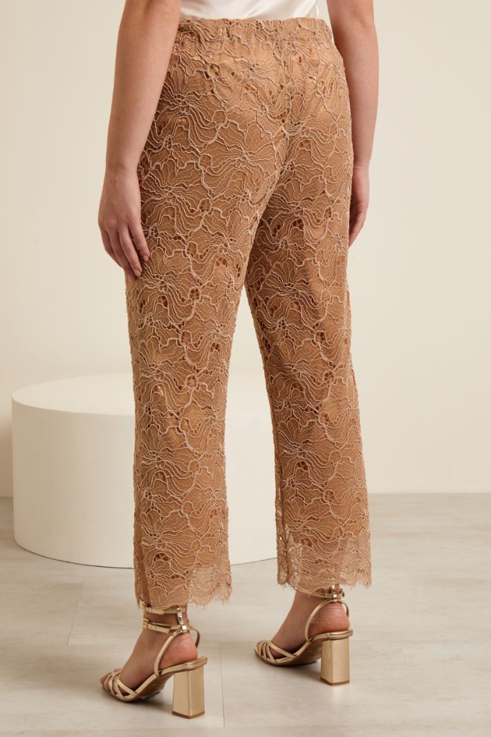 Pantaloni in pizzo rebrodè Fashion Market Pantaloni in pizzo rebrodè Fashion Market