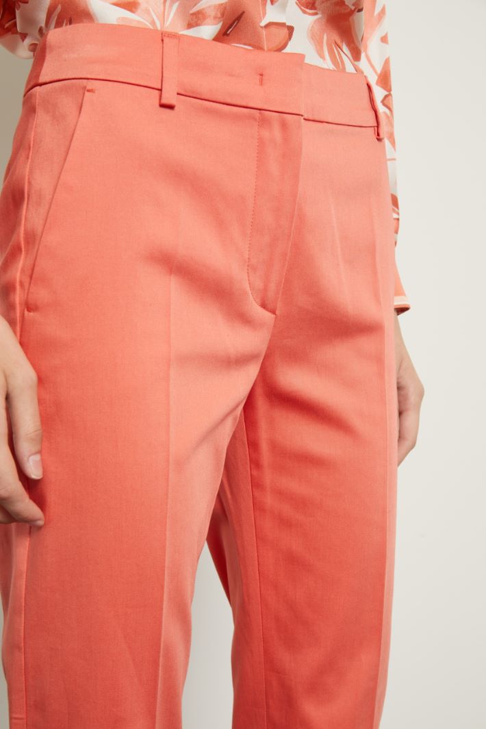 Pantaloni capri in raso di cotone Fashion Market