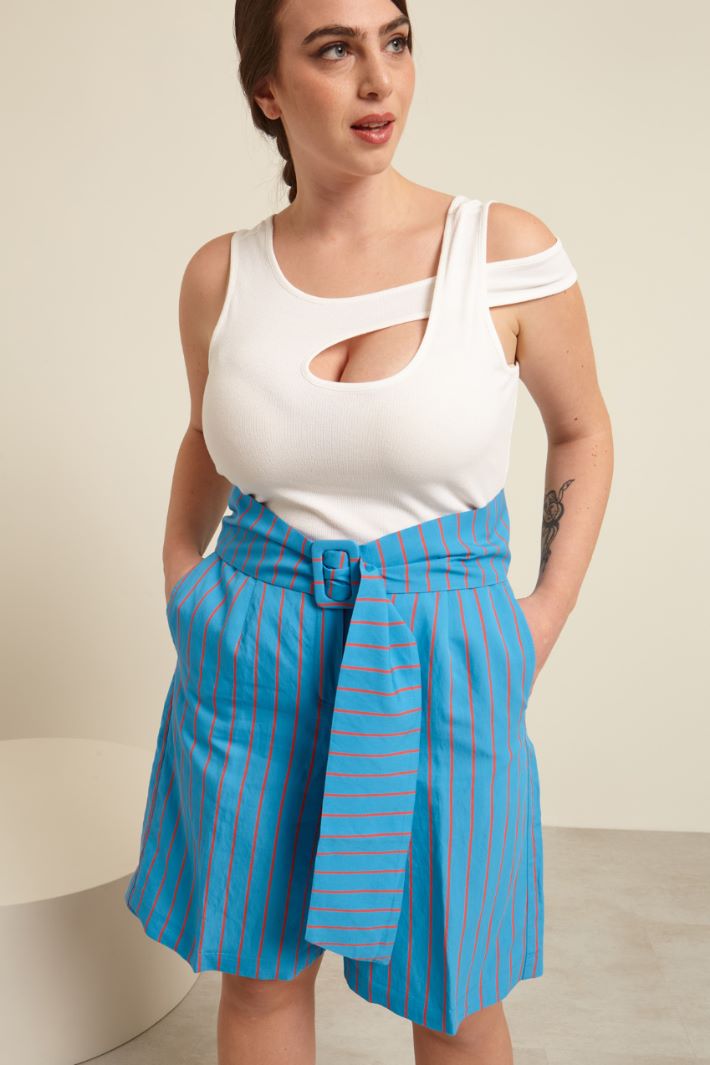 Bermuda in viscosa Fashion Market