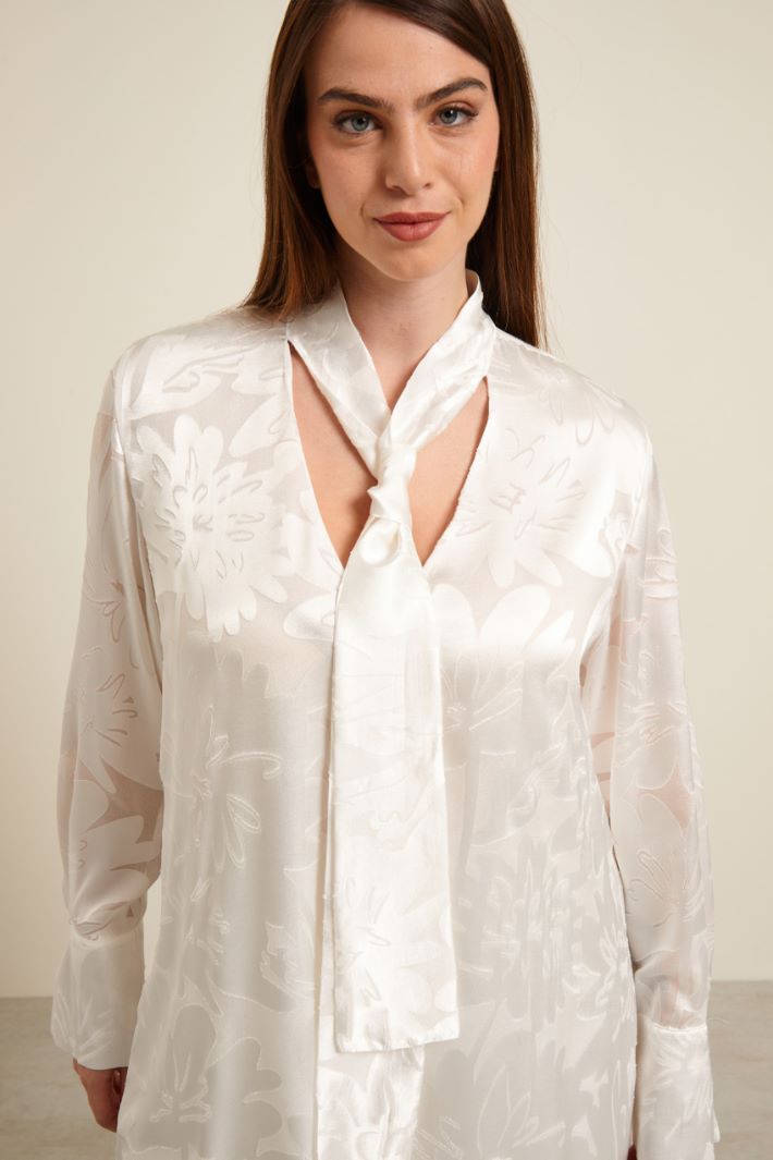 Blusa in raso dévoré Fashion Market