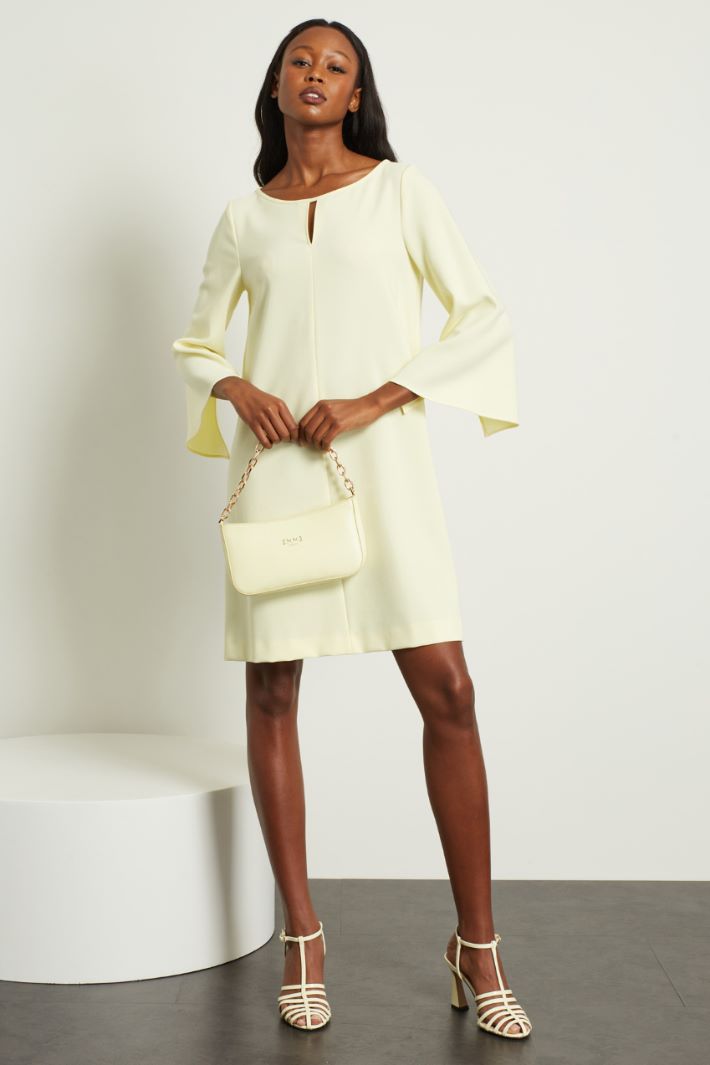 Abito con spacco a fondo manica Fashion Market