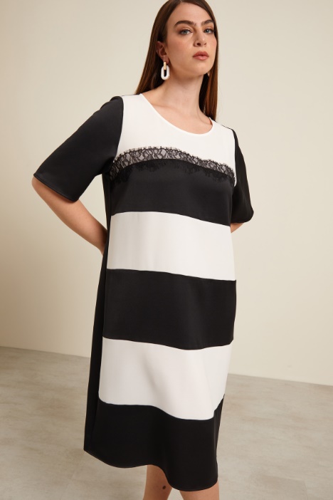 Abito con dettagli in pizzo Fashion Market