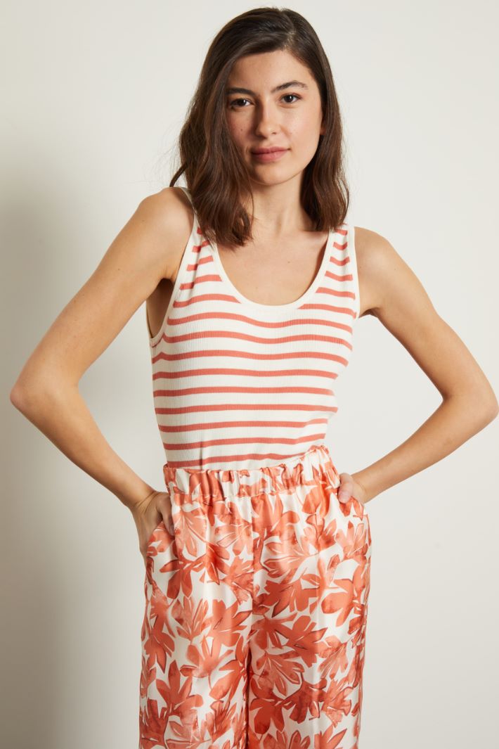 Top smanicato in puro cotone Fashion Market