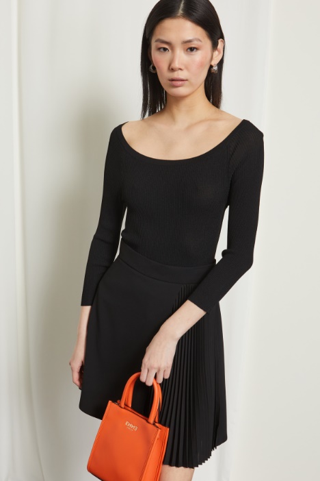 Maglia con scollo a barchetta Fashion Market