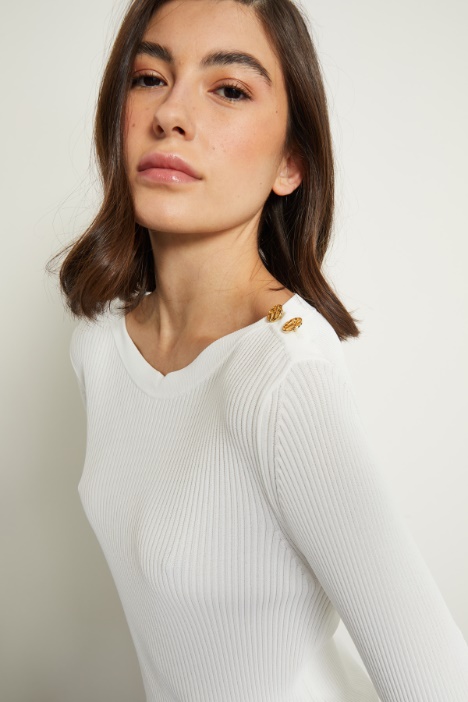 Maglia con bottoni decorativi Fashion Market