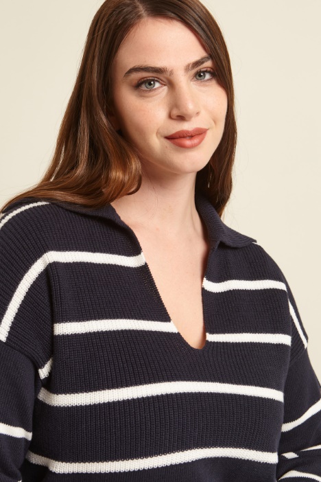 Maglia morbida con colletto  Fashion Market