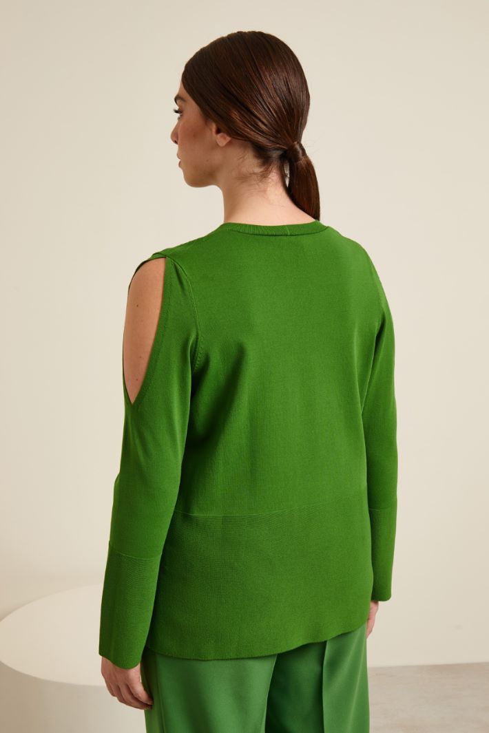 Maglia in viscosa con cut out Fashion Market Maglia in viscosa con cut out Fashion Market