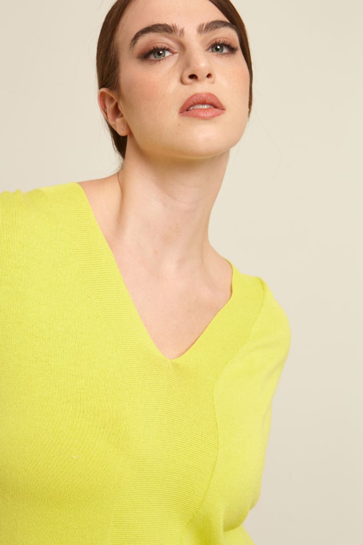 Maglia con scollo a V Fashion Market
