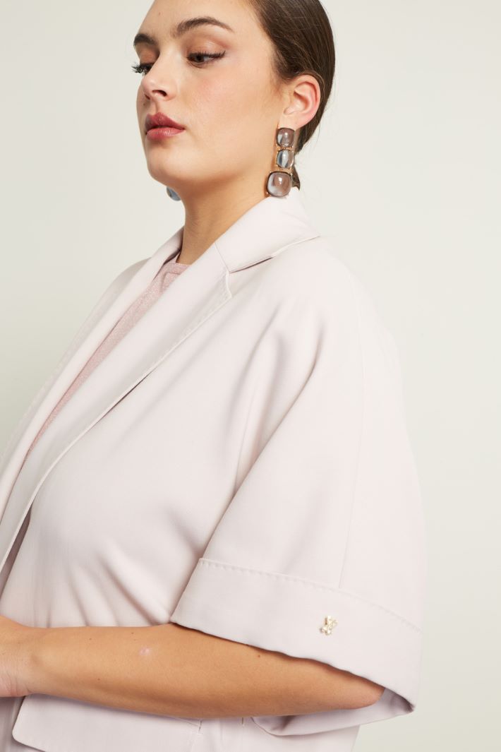 Blazer con maniche corte Fashion Market