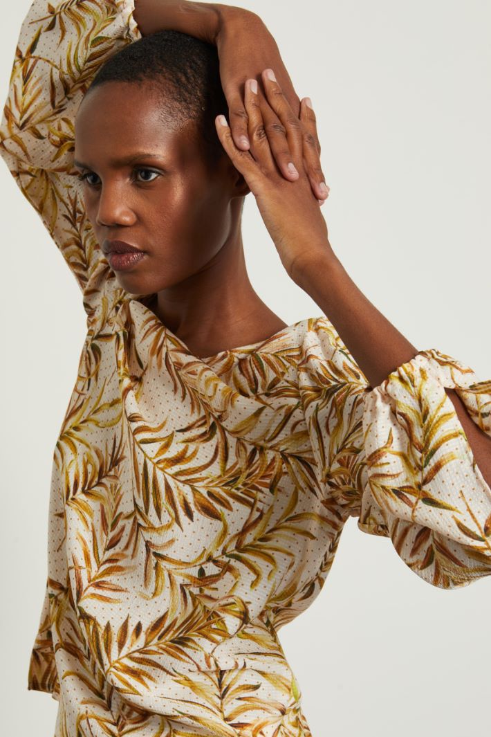 Blusa in raso martellato Fashion Market