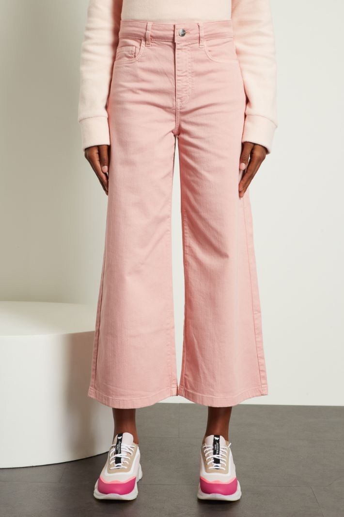 Pantaloni con patch Fashion Market